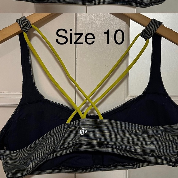 Lululemon free to be bra. Good used condition size 10 - Picture 2 of 2